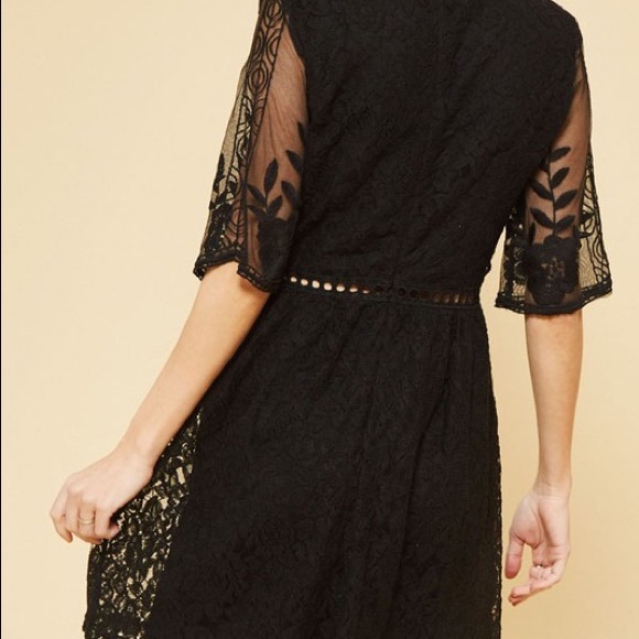 Crochet Lace Dress - Black - Picture 6 of 8